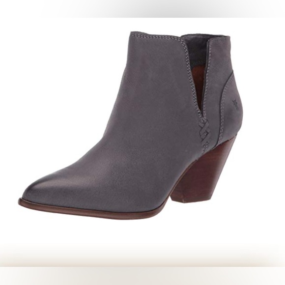 NWOT FRYE AUEDE REINA GREY ANKLE BOOTIES SIZE 7.5 - Picture 2 of 2